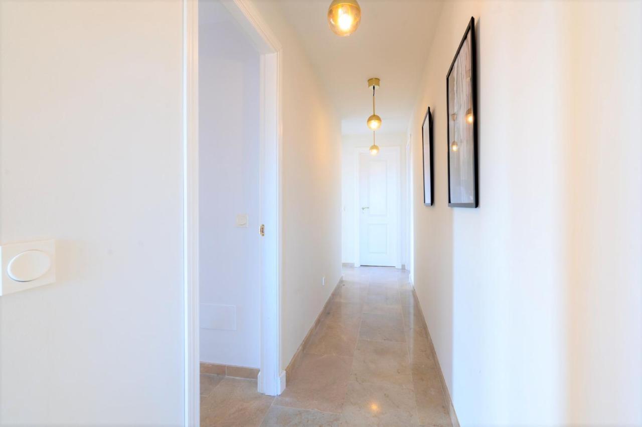 9 Penthouse With Amazing Sea Views, Close To Golf Manilva Duquesa Exterior foto