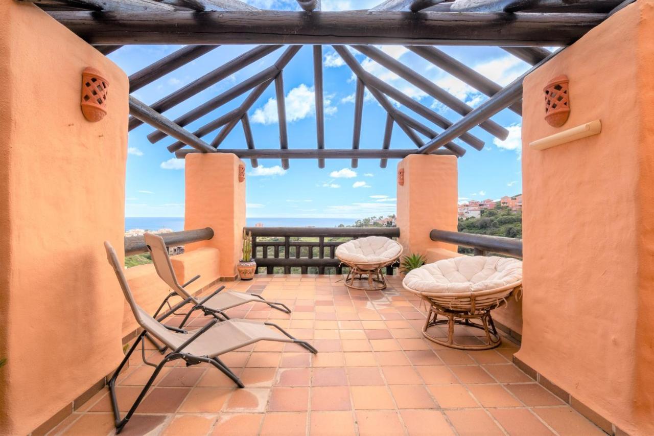 9 Penthouse With Amazing Sea Views, Close To Golf Manilva Duquesa Exterior foto